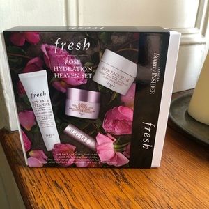 Fresh Rose hydration heaven travel set